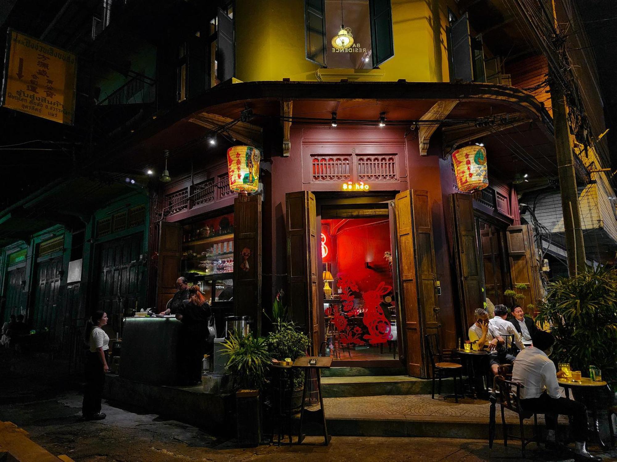 Noir Cafe And Hostel Chinatown กรุงเทพมหานคร ภายนอก รูปภาพ